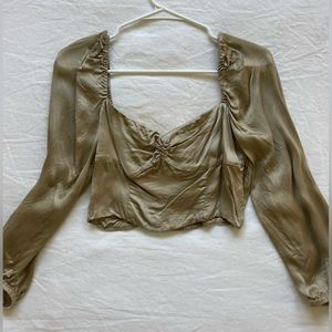 Aritzia Sunday Best long sleeve crop top